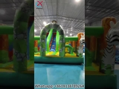 Binatang Kebun Binatang Panda Slide Kastil Inflatable