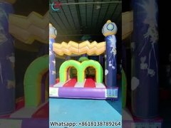 Kursus rintangan alien yang bisa diembun Bouncy Castle Slides