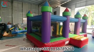 Kursus Rintangan Rainbow Bounce House Menyenangkan