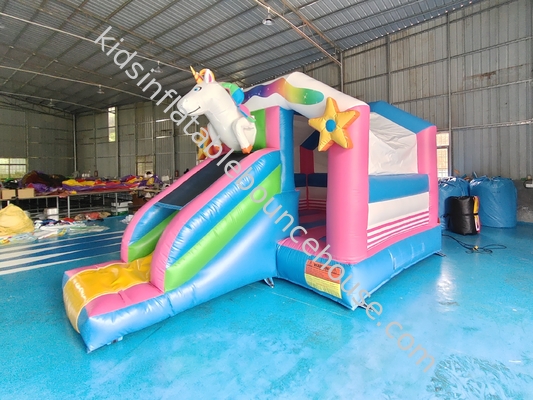 Pencetakan Digital Combos Inflatable Unicorn Berwarna Bounce House Jumping Castle Dengan Silde