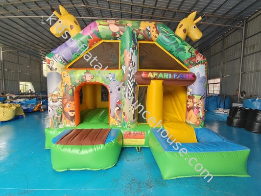 Rumah Bounce Indoor Kecil Full Printing Giraffe Kartun Taman Hewan Kastil Dengan Silde Combo