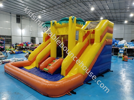 Rumah Bounce Commercial Inflatable Dengan Slide Ganda Slide Air Inflatable Yellow Jungle Untuk Pesta Luar Ruangan