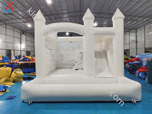 ODM / OEM Inflatable White Wedding Bouncy Castle Dengan Slide Untuk Pesta Pernikahan