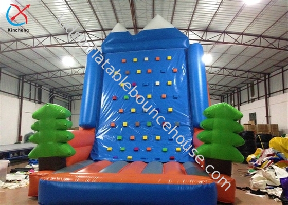 Pemasok Taman Hiburan Inflatable Rock Climbing Wall Olahraga Permainan Dengan Pohon Pinus