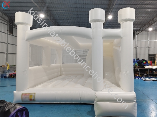 Customized Inflatable Putih Wedding Bouncy Castle Dengan Slide Untuk Acara Party