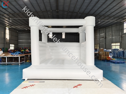 Kelas komersial Castle Bounce House Anak-anak Pernikahan Bounce House Inflatable