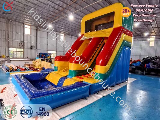 Slide air kembung kelas komersial dengan kolam renang untuk acara anak-anak & orang dewasa